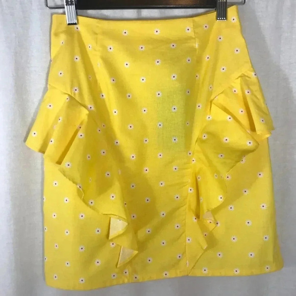 The Fifth Label Fiesta Mini Skirt Daisy Print - Picture 8 of 11
